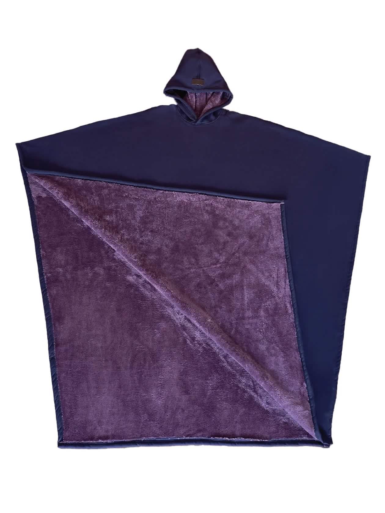 SnugCloak | Snuggle into winter with the coziest cloak