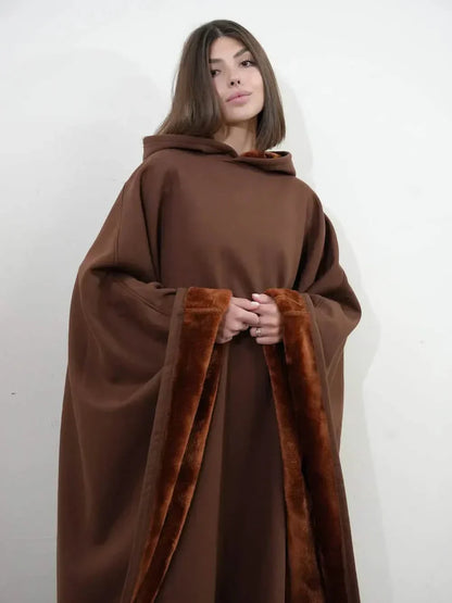 SnugCloak | Snuggle into winter with the coziest cloak