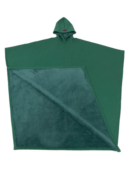 SnugCloak | Snuggle into winter with the coziest cloak