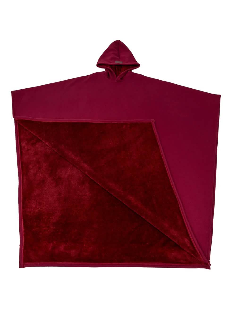 SnugCloak | Snuggle into winter with the coziest cloak